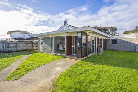 Photo of property in 3/57 Victoria Road, Papatoetoe, Auckland, 2025