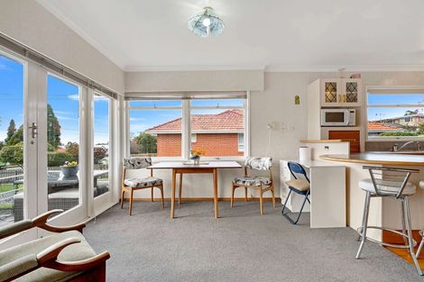 Photo of property in 80 Sutherland Road, Brookfield, Tauranga, 3110