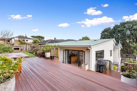 Photo of property in 38 Montgomery Avenue, Karori, Wellington, 6012