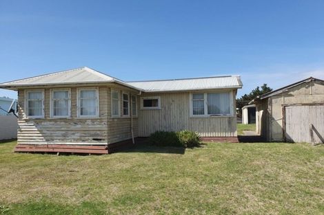 Photo of property in 23 Muapoko Street, Himatangi Beach, Foxton, 4891