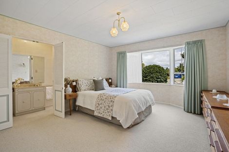 Photo of property in 77 Belvedere Avenue, Waikanae, 5036