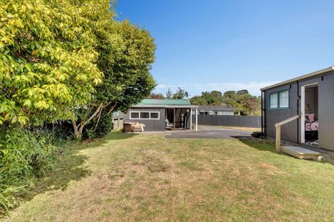 Photo of property in 9c Milne Street, Hunterville, 4730