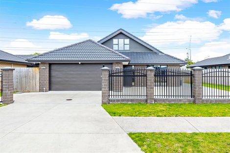 Photo of property in 9 Dumas Place, Rosehill, Papakura, 2113
