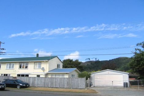 Photo of property in 15 Maclean Street, Wallaceville, Upper Hutt, 5018