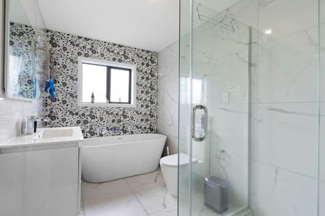 Photo of property in 7 Juvena Place, Clover Park, Auckland, 2019