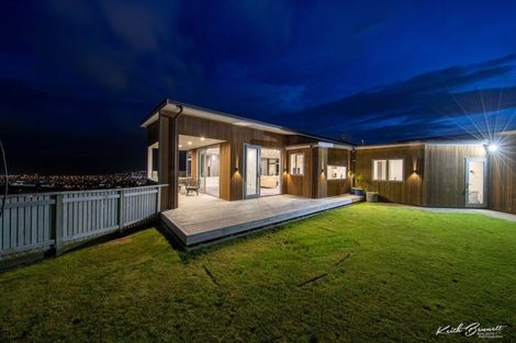 Photo of property in 6 Winifred Way, Belmont, Lower Hutt, 5010