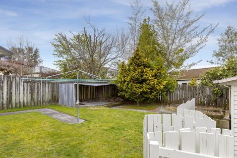 Photo of property in 2 Gladstone Grove, Richmond Heights, Taupo, 3330