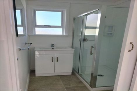 Photo of property in 143 Bartholomew Road, Levin, 5510