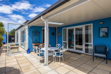 Photo of property in 63a Chesterfield Mews, Russley, Christchurch, 8042