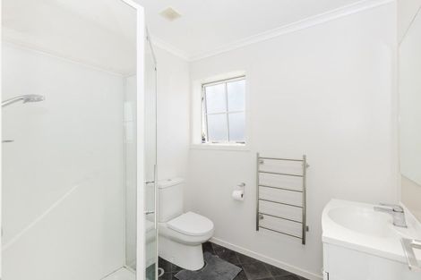 Photo of property in 1 Chiefs Court, Hamilton East, Hamilton, 3216