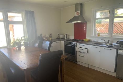 Photo of property in 2 Owens Terrace, Upper Riccarton, Christchurch, 8041