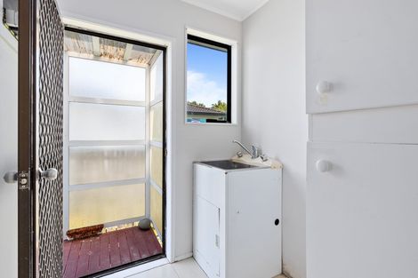 Photo of property in 2/5 Ebenezer Way, Clendon Park, Auckland, 2103