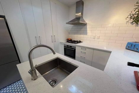 Photo of property in 210 Sydney Street West, Thorndon, Wellington, 6011