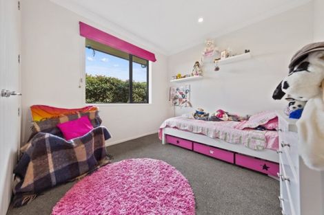 Photo of property in 23 Pyne Crescent, Pokeno, 2402