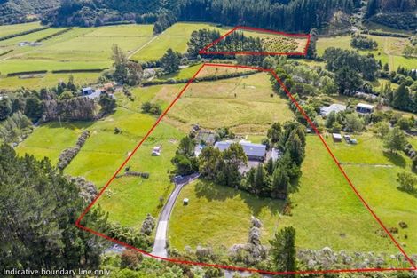 Photo of property in 1423 Akatarawa Road, Akatarawa Valley, Upper Hutt, 5372