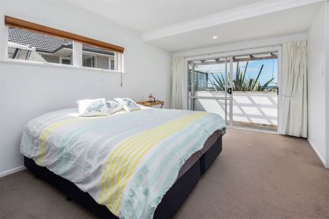 Photo of property in 80 Alexander Street, Cockle Bay, Auckland, 2014