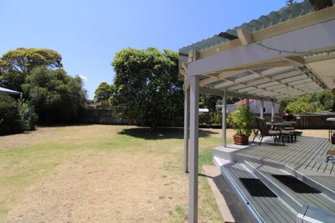 Photo of property in 111 Manuka Place, Matarangi, Whitianga, 3592