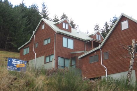 Photo of property in 7b Caples Place, Fernhill, Queenstown, 9300