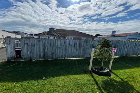 Photo of property in 9 Thomas Road, Mangere, Auckland, 2022