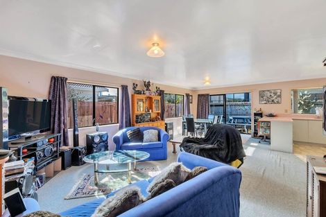 Photo of property in 3/6 Menary Street, Papakura, 2110