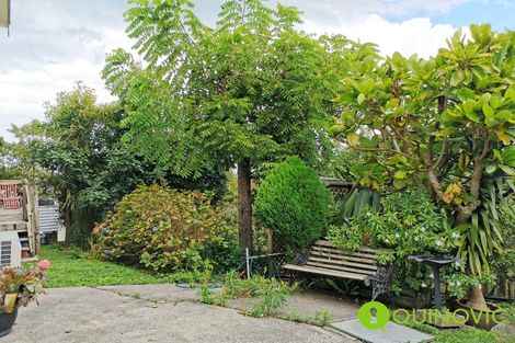 Photo of property in 1/215 Eskdale Road, Birkenhead, Auckland, 0626