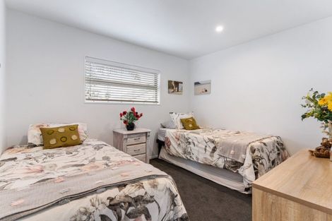 Photo of property in 202 Bond Street, Whangamata, 3620