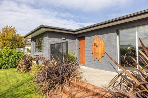 Photo of property in 54 Upham Street, Havelock North, 4130