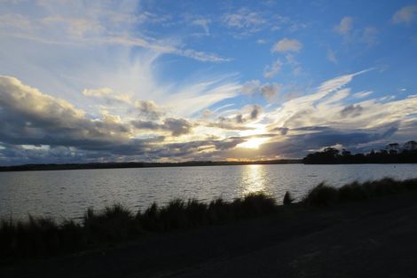 Photo of property in 11 Waikohi Avenue, Glenbrook, Waiuku, 2681