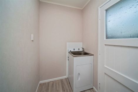 Photo of property in 14 Caledonia Street, Hawera, 4610