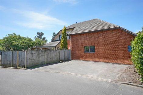 Photo of property in 70b Avonhead Road, Avonhead, Christchurch, 8042