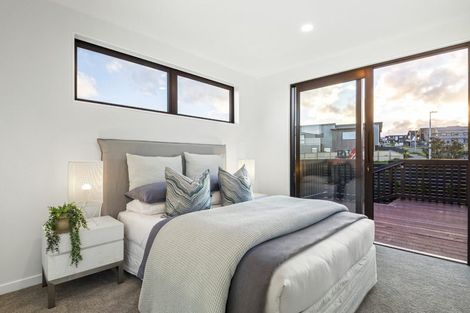 Photo of property in 44 Waitai Close, Long Bay, 0630