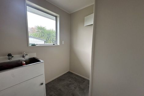 Photo of property in 8 Citril Place, Red Hill, Papakura, 2110