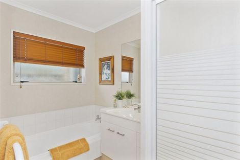 Photo of property in 56 Freyberg Street, Otumoetai, Tauranga, 3110