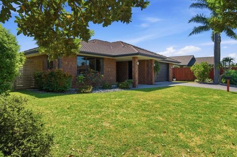Photo of property in 631 Gloucester Road, Papamoa Beach, Papamoa, 3118