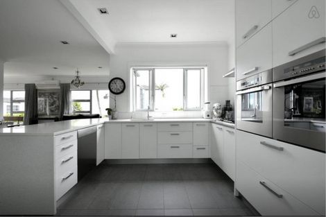 Photo of property in 2 Puna Street, Orakei, Auckland, 1071