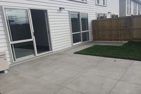 Photo of property in 7 Forbes Mccammon Drive, Swanson, Auckland, 0614