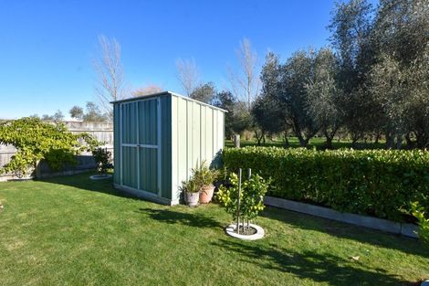 Photo of property in 5 Pukeko Lane, Carterton, 5713