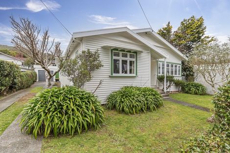 Photo of property in 33 Ranelagh Street, Karori, Wellington, 6012