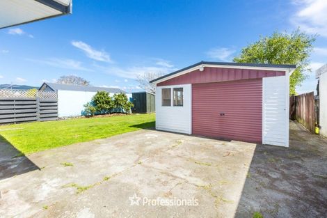 Photo of property in 35 Tacoma Drive, Totara Park, Upper Hutt, 5018