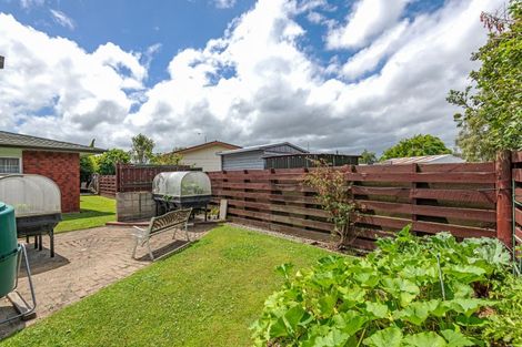 Photo of property in 120 Benmore Avenue, Cloverlea, Palmerston North, 4412