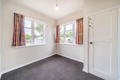 Photo of property in 8 Mcparland Street, Ebdentown, Upper Hutt, 5018