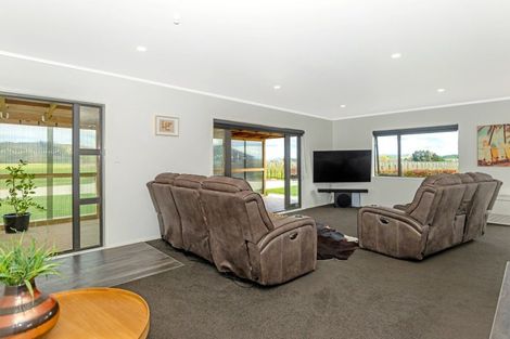 Photo of property in 144 Ngakoroa Road, Ormond, Gisborne, 4071