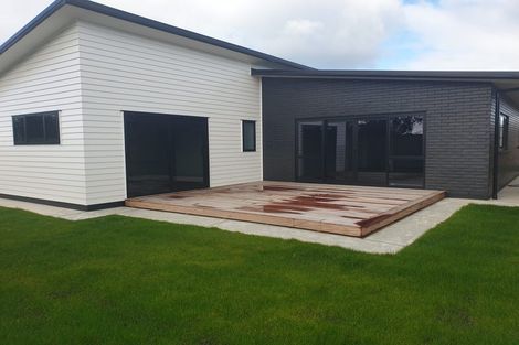 Photo of property in 93b Sandspit Road, Waiuku, 2123