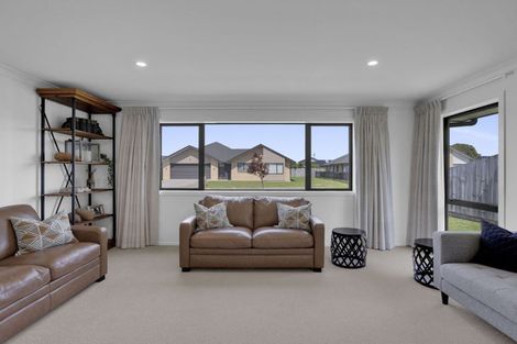 Photo of property in 21 Ruru Street, Cambridge, 3434