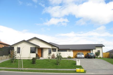 Photo of property in 20 Fairview Place, Havelock North, 4130