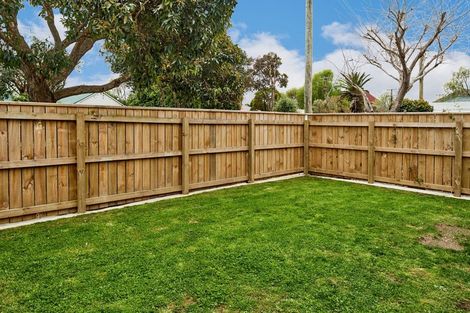 Photo of property in 407 Muritai Road, Eastbourne, Lower Hutt, 5013