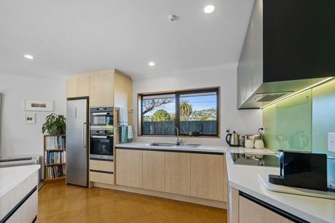 Photo of property in 12 Tuscany Place, Beckenham, Christchurch, 8023