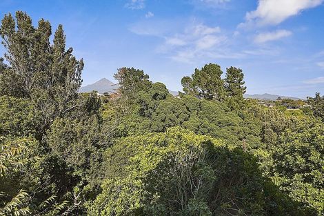 Photo of property in 11 Margaret Place, Merrilands, New Plymouth, 4312