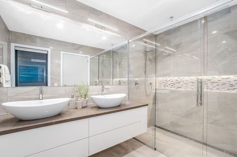 Photo of property in 14 Wangapeka Way, Aotea, Porirua, 5024