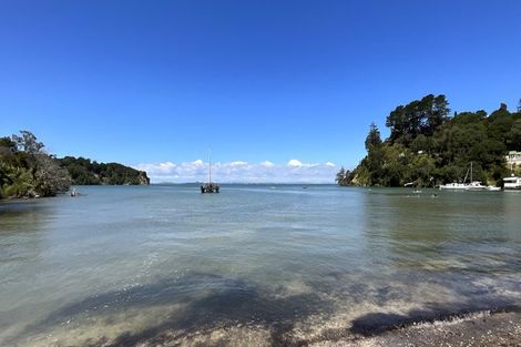 Photo of property in 37 Western Road, Laingholm, Auckland, 0604